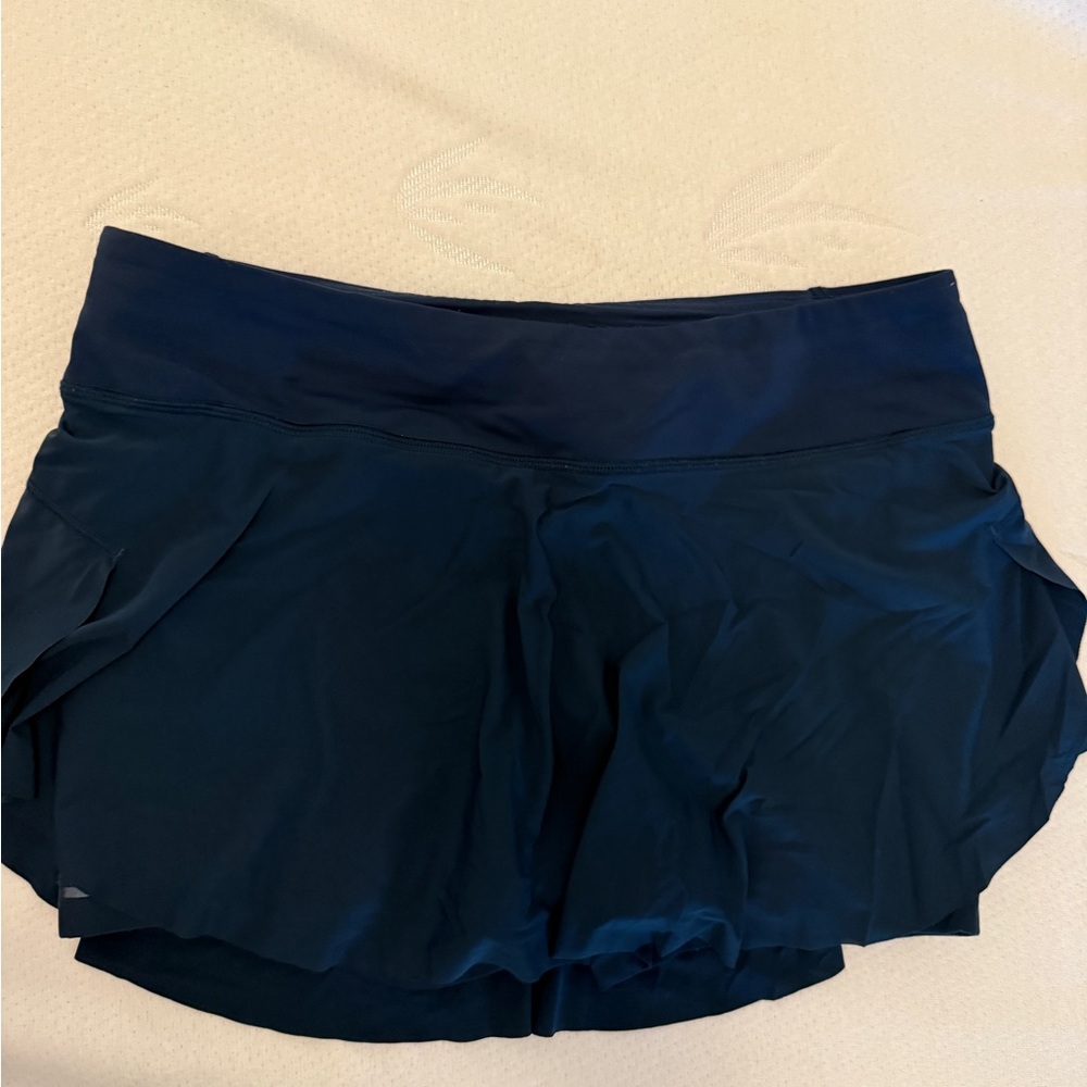 Lululemon Navy Skirt with shorts size 6